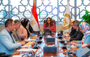 وزيرة البيئة: تستعرض الموازنة العامة لوزارة البيئة وجهود صندوق حماية البيئة 