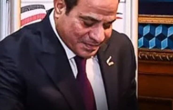 الرئيس السيسي يدلي بصوته في انتخابات مجلس الشيوخ
