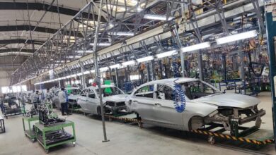 التقلبات السعرية وزيادة الطرازات المعروضة  .. تقود حركة سوق السيارات بالفترة الحالية