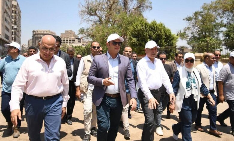 وزير الإسكان ومحافظ القاهرة يتفقدان مشروع احياء حديقة الأزبكية بختام جولتهما اليوم 1 وزير الإسكان ومحافظ القاهرة يتفقدان مشروع احياء حديقة الأزبكية بختام جولتهما اليوم
