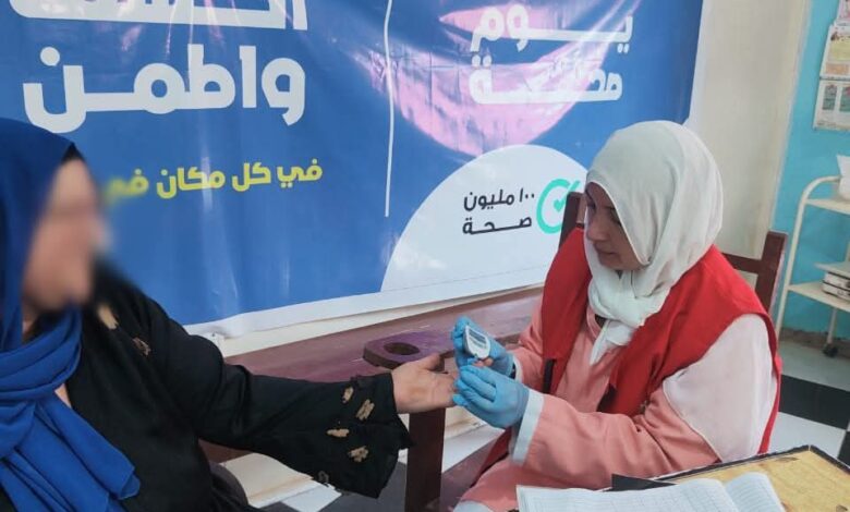 محافظ الشرقية يُشيد بدور الفرق الطبية المشاركة بمباردة 100 مليون صحة 1 محافظ الشرقية يُشيد بدور الفرق الطبية المشاركة بمباردة 100 مليون صحة