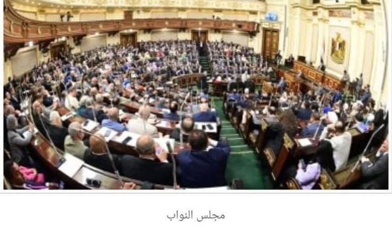 برلمانية تقترح تعديل مواعيد العمل من 5 صباحًا حتى 12 ظهرًا