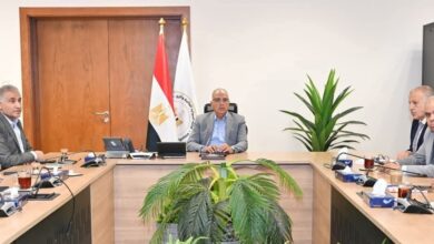 وزير الري يتابع الموقف التحصيلي لمستحقات الوزارة المالية 