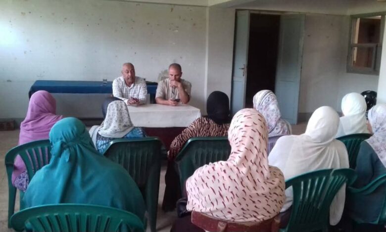 مناقشات حول حقوق العمال في ندوة توعوية للثقافة بالمنيا 1 مناقشات حول حقوق العمال في ندوة توعوية للثقافة بالمنيا