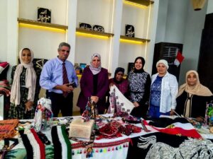 دعم التراث السيناوي: زيارة لقرية التراث وتعاون لتسويق منتجات الحرف اليدوية