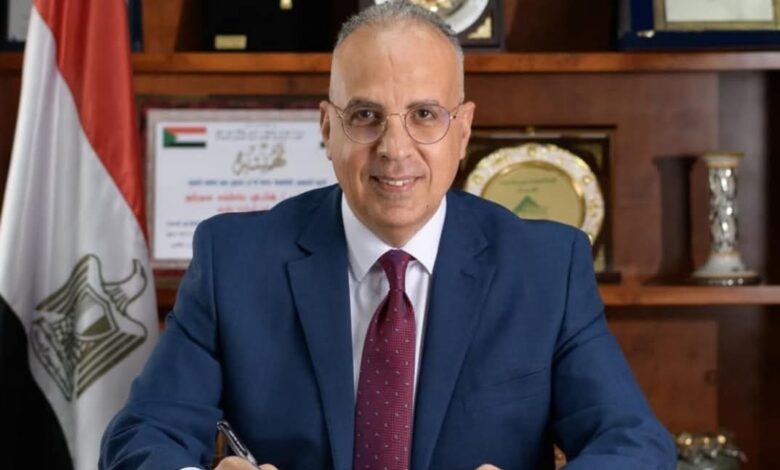 وزير الري يتابع جاهزية مخرات السيول ومنشآت الحماية من أخطار السيول