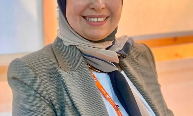 عاشور يكلف الدكتورة سلمى يسري بالعمل مساعدًا لوزير التعليم العالي والبحث العلمي 1 عاشور يكلف الدكتورة سلمى يسري بالعمل مساعدًا لوزير التعليم العالي والبحث العلمي