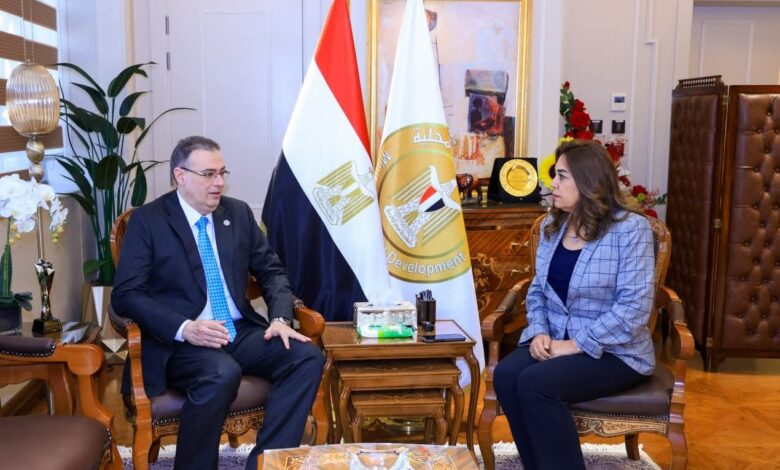 وزيرة التنمية المحلية تبحث مع رئيس الجهاز المركزي للتنظيم والإدارة مجالات التعاون المشتركة 1 وزيرة التنمية المحلية تبحث مع رئيس الجهاز المركزي للتنظيم والإدارة مجالات التعاون المشتركة