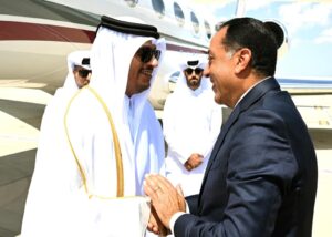 رئيس الوزراء يستقبل رئيس مجلس الوزراء وزير الخارجية بدولة قطر بمطار العلمين الدولي 2 رئيس الوزراء يستقبل رئيس مجلس الوزراء وزير الخارجية بدولة قطر بمطار العلمين الدولي