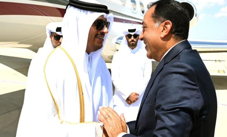 رئيس الوزراء يستقبل رئيس مجلس الوزراء وزير الخارجية بدولة قطر بمطار العلمين الدولي 1 رئيس الوزراء يستقبل رئيس مجلس الوزراء وزير الخارجية بدولة قطر بمطار العلمين الدولي