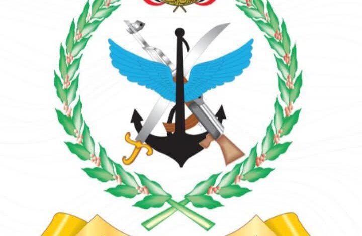 مصدر بوزارة الدفاع اليمنية ينفي صحة أخبار تداولها العدو الإسرائيلي عن استهداف قيادات في صنعاء