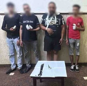 الداخلية تكشف ملابسات مقطع فيديو متداول لمشاجرة بالأسلحة البيضاء داخل محل بالإسكندرية