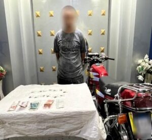 الداخلية تكشف ملابسات فيديو لترويج المخدرات بالفيوم 2 الداخلية تكشف ملابسات فيديو لترويج المخدرات بالفيوم