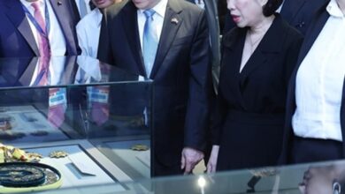 الصحف الفيتنامية تبرز اهتمام رئيس فيتنام بالحضارة المصرية أثناء زيارته للمتحف الكبير