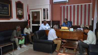 نائب محافظ قنا يتفقد المراكز التكنولوجية بقوص ونقادة ويتابع ملف تقنين أراضي الدولة