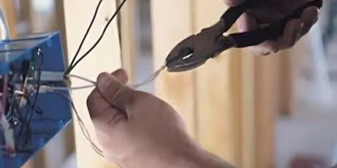 مصرع شاب إثر تعرضه لصعق كهربائي في مركز دشنا شمال قنا