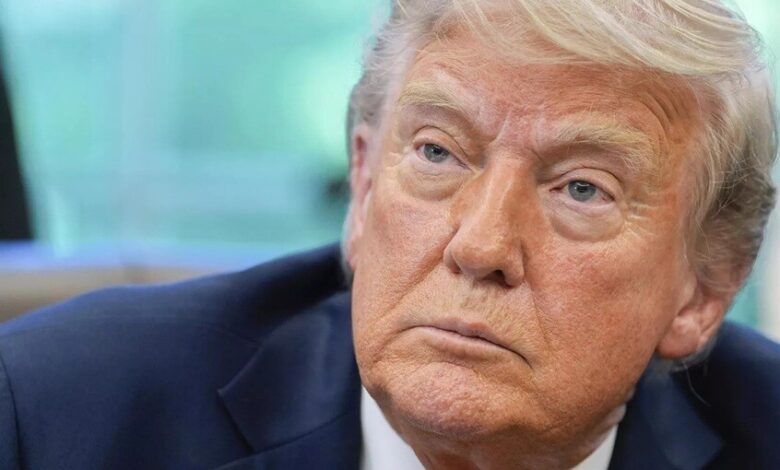 الرئيس الأمريكي: أراقب عن كثب تصرفات موسكو وكييف بشأن النزاع