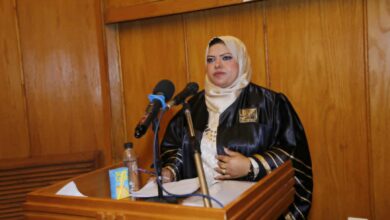  دينا دياب تحصد الدكتوراه بامتياز مع مرتبة الشرف في دراسة عن خطاب التطرف الديني بالرواية المصرية