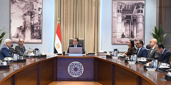 رئيس الوزراء يتابع مستجدات إجراءات تفعيل الربط الإلكتروني بين هيئة التأمين الاجتماعي والمرور 1 رئيس الوزراء يتابع مستجدات إجراءات تفعيل الربط الإلكتروني بين هيئة التأمين الاجتماعي والمرور