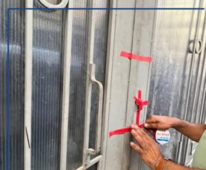 غلق وتشميع عدد 172 منشآة بالإسكندرية والتحفظ على 6520 حالة إشغال متنوع 3 غلق وتشميع عدد 172 منشآة بالإسكندرية والتحفظ على 6520 حالة إشغال متنوع