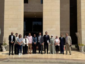 وزارة الشباب والرياضة تستقبل وفد مؤسسة التعليم فوق الجميع القطرية