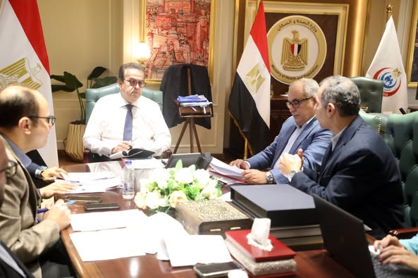 نائب رئيس الوزراء ووزير الصحة يتابع مستجدات منظومة إصدار قرارات نفقة الدولة