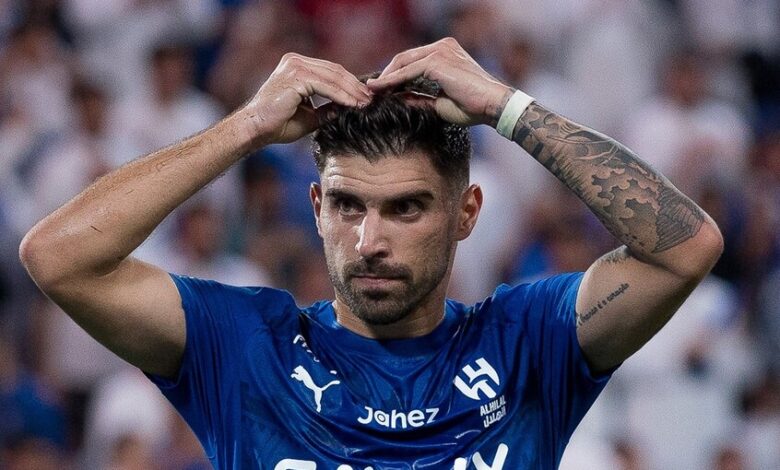 الهلال يقع في فخ القادسيةويتعادل بهدفين لكل منهما فى دوري "روشن" السعودي
