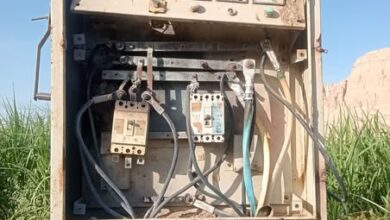 أهالي قرية حمرة دوم يشكون من تدهور خدمات الكهرباء والطريق الرئيسي المتهالك