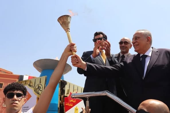 وزير الشباب والرياضة يطلق شعلة بطولة أولمبياد الشركات رقم 58 من محافظة الجيزة