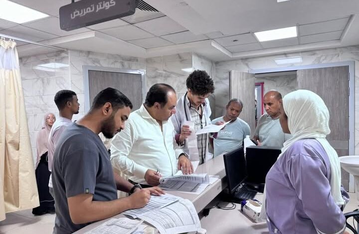 نائب فرع الهيئة العامة للرعاية الصحية بأسوان يتفقد سير الخدمات الطبية بمستشفى كوم امبو المركزي