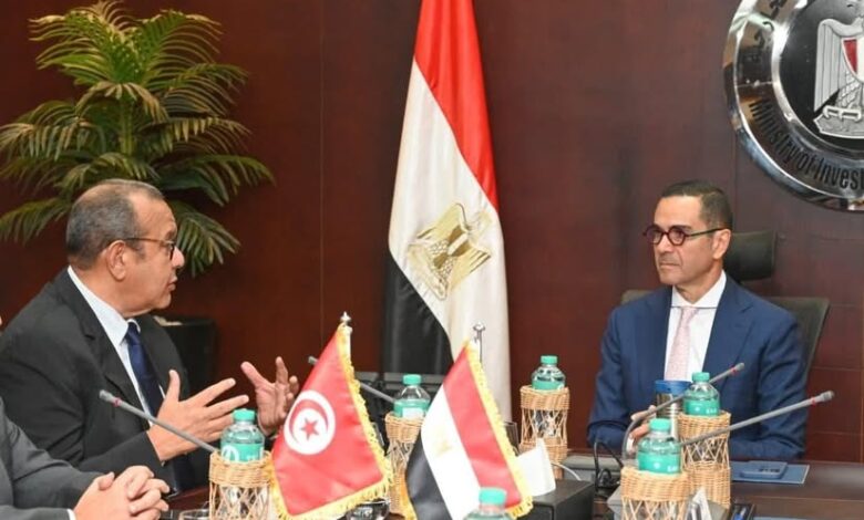 وزير الاستثمار والتجارة الخارجية يبحث مع رئيس الاتحاد التونسى للصناعة والتجارة سبل تعزيز التعاون التجارى