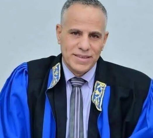 قرار جمهوري بتعيين الدكتور عبدالعزيز سليم عميدًا لكلية التربية بجامعة دمنهور