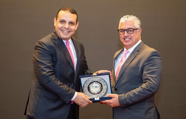 رئيس اقتصادية قناة السويس يستقبل وفد التمثيل التجاري للتعريف بمقومات الهيئة والفرص الاستثمارية   