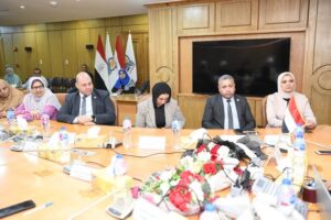 محافظ قنا يعلن عن موعد انطلاق التنفيذ الميداني لمبادرة "القرية الصحية النموذجية" ببخانس
