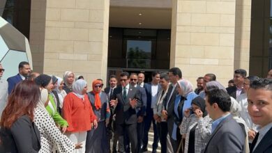 وزير الشباب والرياضة يستقبل ممثلي "اتحاد بشبابها" قبيل زيارتهم لمركز المعلومات ودعم اتخاذ القرار