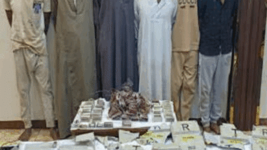 استمرار حبس 6 متهمين بسرقة صناديق إشارات السكة الحديد في قنا