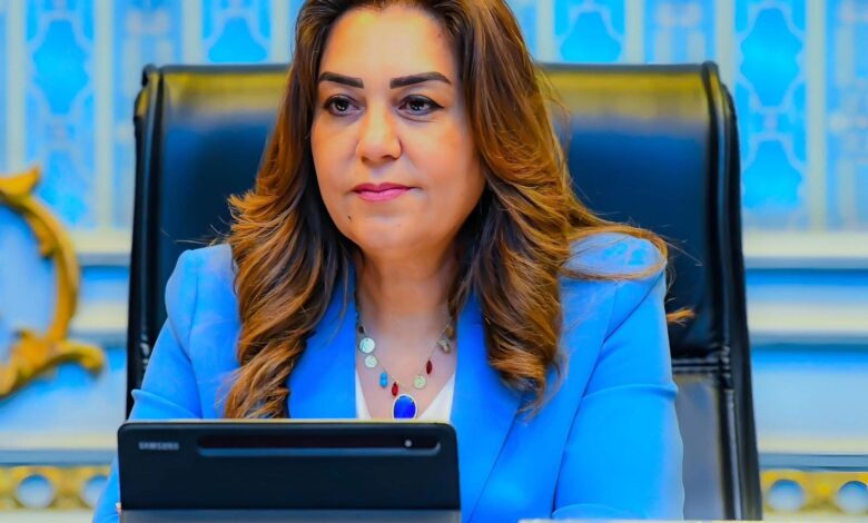 وزيرة التنمية المحلية تستعرض تقريرًا حول أبرز جهود وحدة السكان المركزية خلال شهر أغسطس 2025  1 وزيرة التنمية المحلية تستعرض تقريرًا حول أبرز جهود وحدة السكان المركزية خلال شهر أغسطس 2025