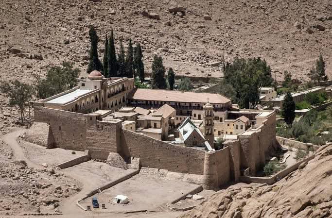رئيس أساقفة دير " سانت كاترين " يواجه اتهامات بسوء أستخدام سلطاته وإثارة الفتن 1 رئيس أساقفة دير " سانت كاترين " يواجه اتهامات بسوء أستخدام سلطاته وإثارة الفتن