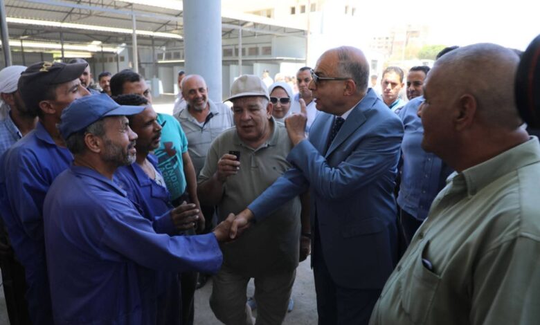 محافظ المنيا يتابع أعمال التشغيل التجريبي لمجمع المواقف المطور بطريق مصر أسوان الزراعي 1 محافظ المنيا يتابع أعمال التشغيل التجريبي لمجمع المواقف المطور بطريق مصر أسوان الزراعي