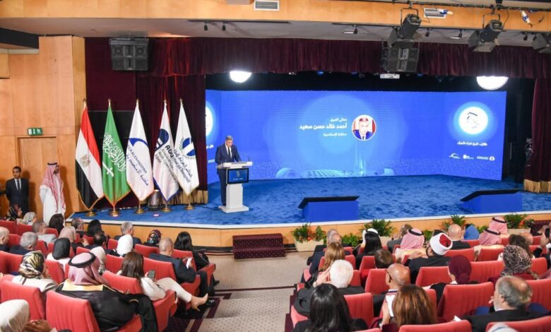 محافظ الإسكندرية يشهد النسخة السادسة من معرض "طلال.. تاريخ تقرأه أجيال" بمكتبة الإسكندرية