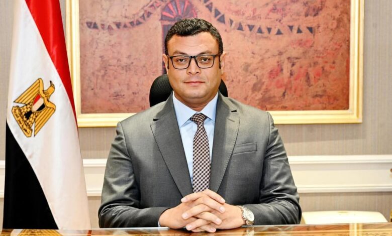 وزير الإسكان: يتابع الموقف التنفيذي لمشروعات "مارينا8" 1 وزير الإسكان: يتابع الموقف التنفيذي لمشروعات "مارينا8"