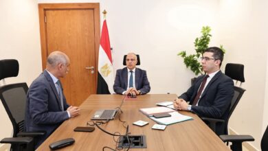 وزير الري يتابع أعمال تطوير برامج الرصد والمراقبة والتشغيل بالسد العالي 