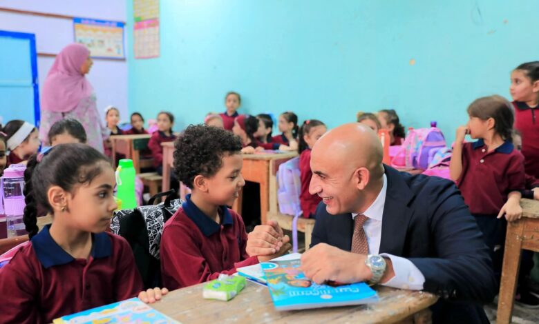 بدء العام الدراسي الجديد بالقليوبية.. وزير التعليم: "البرمجة لغة المستقبل والمعلم أم المهن"