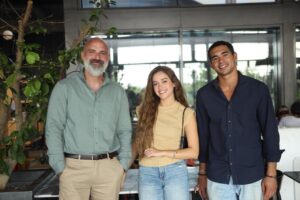 انتهاء تصوير "نور مكسور".. آخر حكايات مسلسل "ما تراه ليس كما يبدو" 2 انتهاء تصوير "نور مكسور".. آخر حكايات مسلسل "ما تراه ليس كما يبدو"