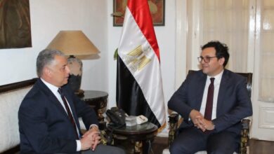 وزير الثقافة ومحافظ الإسماعيلية يبحثان ترتيبات الاحتفال بعام أم كلثوم بالمحافظة