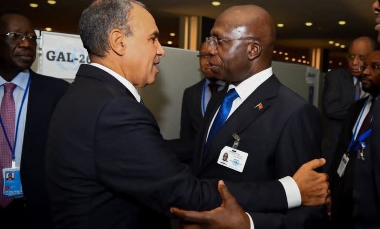 وزير الخارجية يلتقي نظيره الأنجولي 1 وزير الخارجية يلتقي نظيره الأنجولي