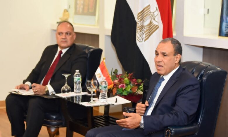 وزير الخارجية يلتقي الجالية المصرية في نيويورك على هامش أعمال الجمعية العامة للأمم المتحدة 1 وزير الخارجية يلتقي الجالية المصرية في نيويورك على هامش أعمال الجمعية العامة للأمم المتحدة