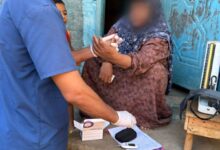 صحة الشرقية تقوم بتنفيذ (٥٨٧٥٥) زيارة منزلية لتقديم الرعاية الصحية لكبار السن وذوي الهمم 