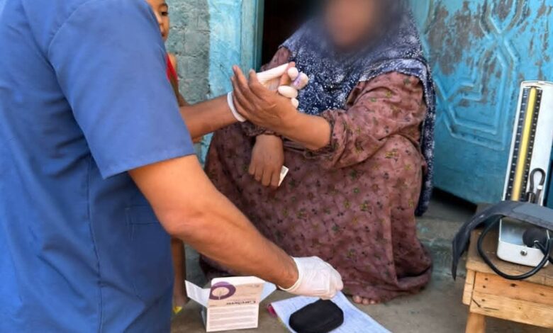 صحة الشرقية تقوم بتنفيذ (٥٨٧٥٥) زيارة منزلية لتقديم الرعاية الصحية لكبار السن وذوي الهمم 