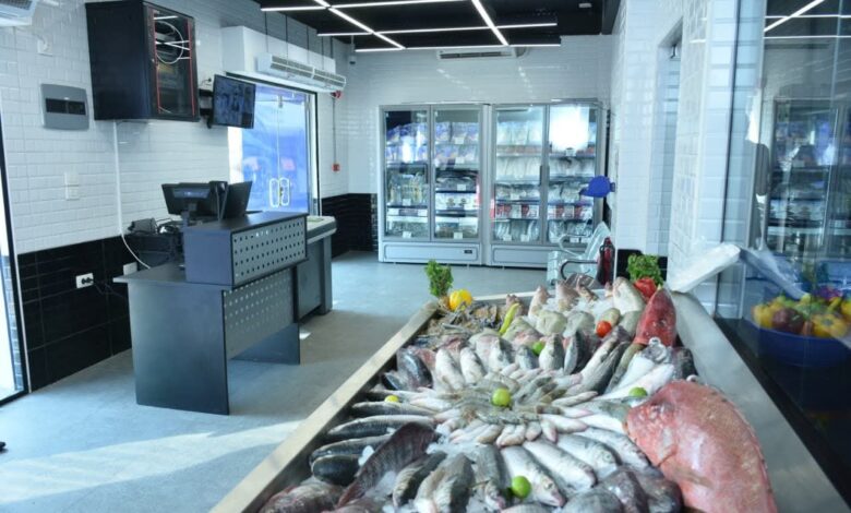 وزير التموين ومدير جهاز مستقبل مصر ومحافط القاهرة ورئيس جهاز تنمية المشروعات يفتتحون أول ثلاثة فروع مطوّرة للمجمعات الاستهلاكية 1 وزير التموين ومدير جهاز مستقبل مصر ومحافط القاهرة ورئيس جهاز تنمية المشروعات يفتتحون أول ثلاثة فروع مطوّرة للمجمعات الاستهلاكية